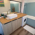 Apartment Cocon Lumineux A 2 Min Du Port Et Des Restaurants