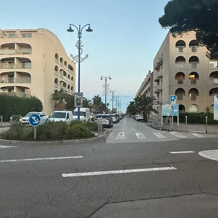 Cocon Lumineux A 2 Min Du Port Et Des Restaurants * Hyeres