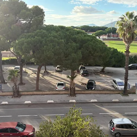 Apartment Cocon Lumineux A 2 Min Du Port Et Des Restaurants Hyeres