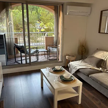 Cocon Lumineux à 2 Min Du Port Et Des Restaurants Apartamento *