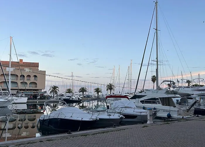 Appartement Cocon Lumineux à 2 Min Du Port Et Des Restaurants