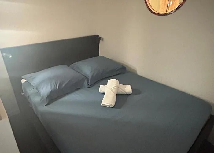 Cocon Lumineux à 2 Min Du Port Et Des Restaurants * Hyères